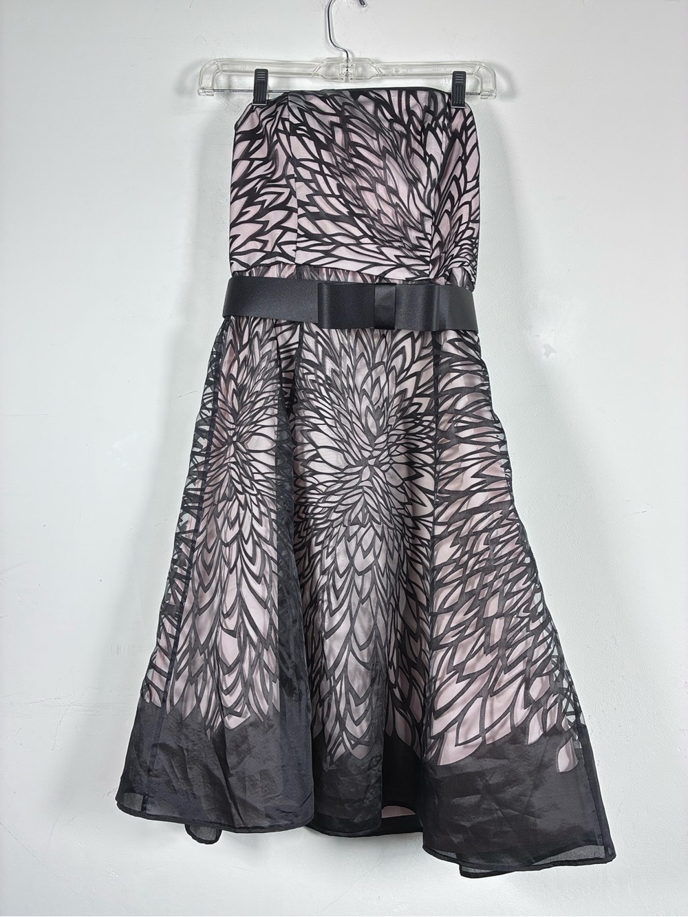 White House Black Market Pink & Black Strapless Floral Overlay Dress, Size 0